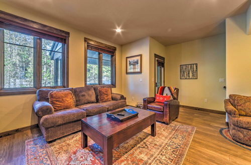 Photo 17 - Central Mammoth Lakes Townhome ~1 Mi to Ski Slopes