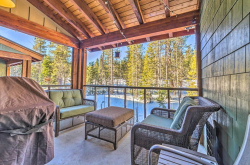 Foto 10 - Central Mammoth Lakes Townhome ~1 Mi to Ski Slopes