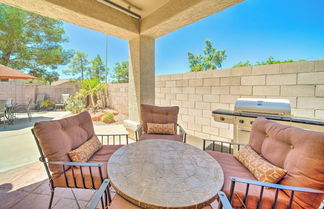 Foto 1 - Bright Chandler Home w/ Hot Tub: Golf, Hike & Shop