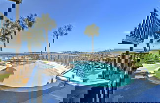Foto 1 - Beachfront Cedar Key Condo w/ Pool, Spa & Views