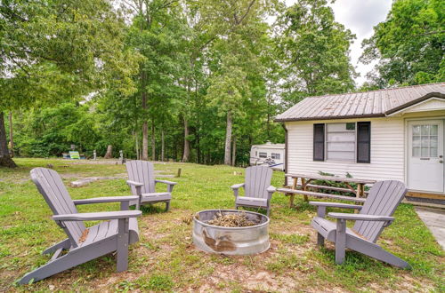 Photo 6 - Dandridge Cabin in Inspiration Cove w/ Lake Access