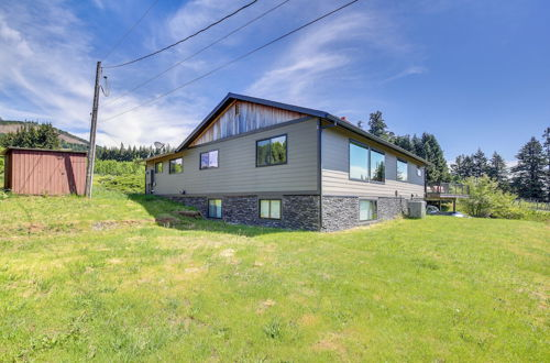 Foto 7 - Modern Underwood Home w/ Deck & Mt Hood Views
