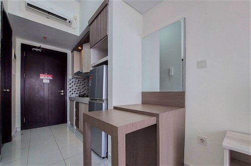 Foto 7 - Homey And Best Choice Studio 16Th Floor Casa De Parco Apartment