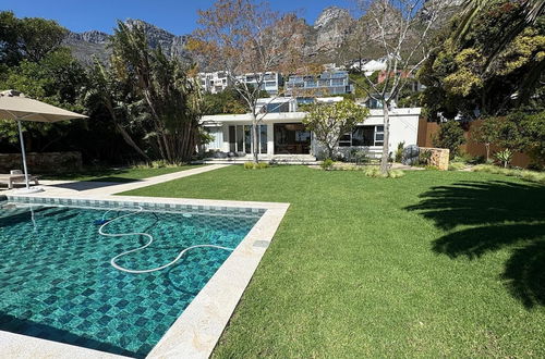 Foto 16 - The 5 Apostles, Amazing Beautiful Spacious Villa in Campsbay to Enjoy a Holiday