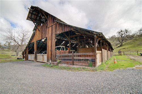 Photo 19 - 30-acre Witter Springs Ranch w/ Barn & Views