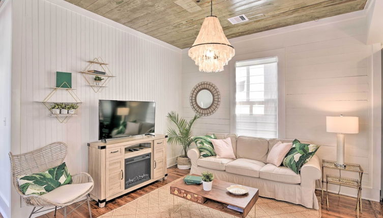 Photo 1 - Bright Galveston Cottage: Close to Beach & Strand