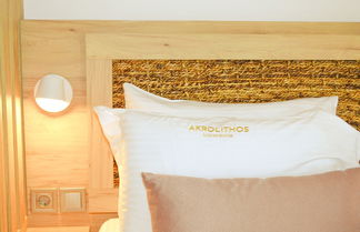 Photo 3 - Akrolithos luxury suites