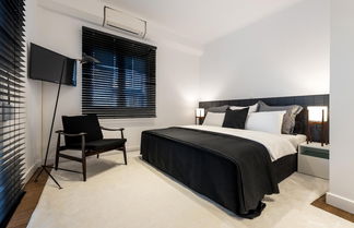 Photo 3 - Executive 2 bdr Suite in Plaka - Acropolis View