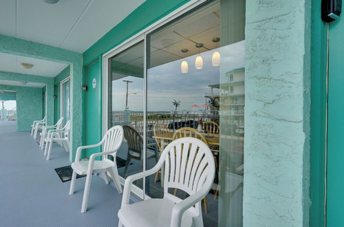 Photo 15 - Cozy Oceanfront Condo w/ Pool & Beach Access