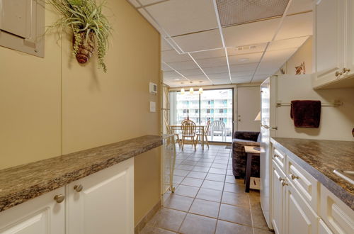 Photo 6 - Cozy Oceanfront Condo w/ Pool & Beach Access