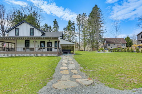 Photo 37 - Poconos Vacation Rental Near Lake Wallenpaupack