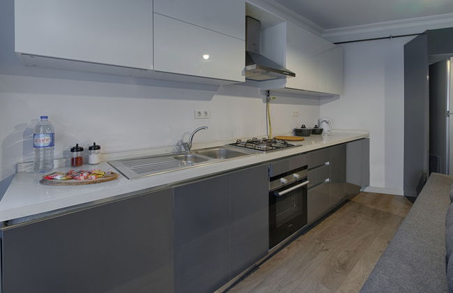 Gorgeous Central 2BR Condo w City Views - Foto 12