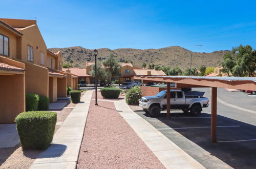 Photo 4 - Phoenix Condo w/ Community Pool