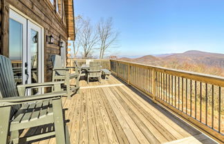 Foto 1 - Peaceful Free Union Cabin w/ Deck & Mtn Views