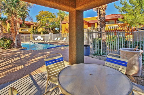 Foto 2 - Phoenix Abode: Pool Access, Near Bellair Golf Club