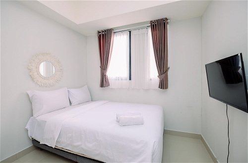Photo 6 - Simple And Cozy Stay 1Br At Evenciio Margonda Apartment