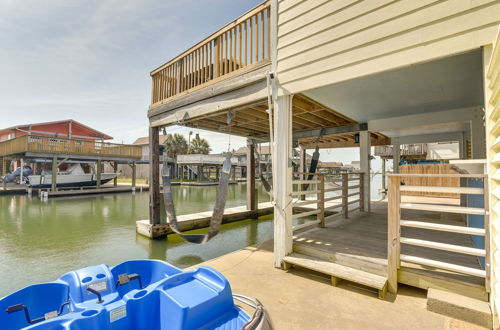 Photo 28 - Canal-front Jamaica Beach Home Rental w/ Boat Dock