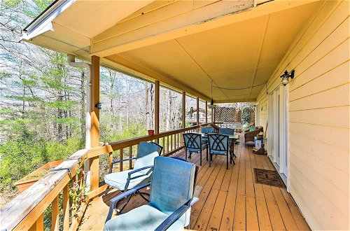 Photo 17 - Franklin Cabin: Deck With Smoky Mountain Views