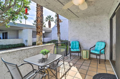 Foto 17 - Sunny Palm Springs Condo w/ Heated Pool