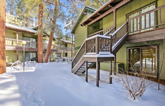 Photo 2 - Pinetop Condo w/ Gas Grill: Steps to Golf Course