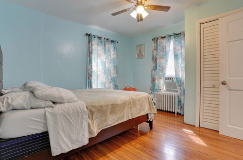 Photo 5 - Cozy Condo ~ 11 Mi to Manhattan, Pets Welcome