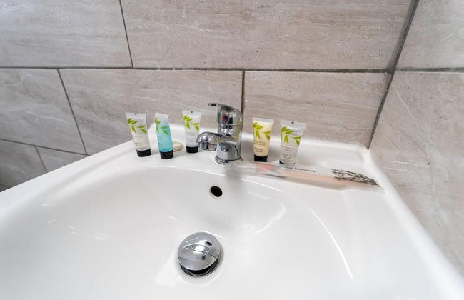 Cosy Ensuite Style Studio Close to University! - Foto 6