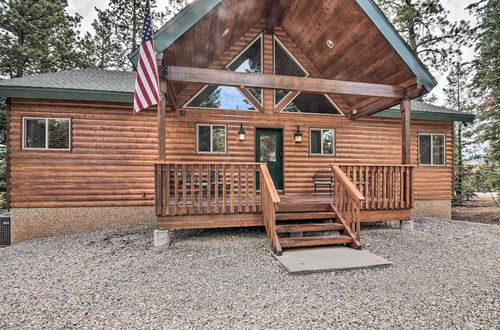 Foto 19 - All-encompassing Cabin w/ Fire Pit & Kayaks