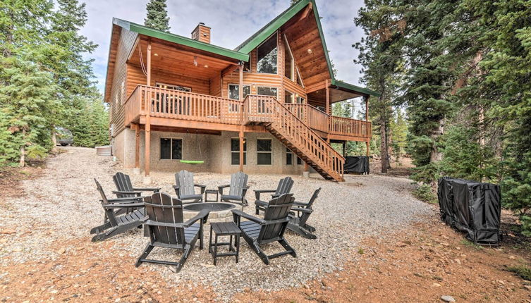 Photo 1 - All-encompassing Cabin w/ Fire Pit & Kayaks