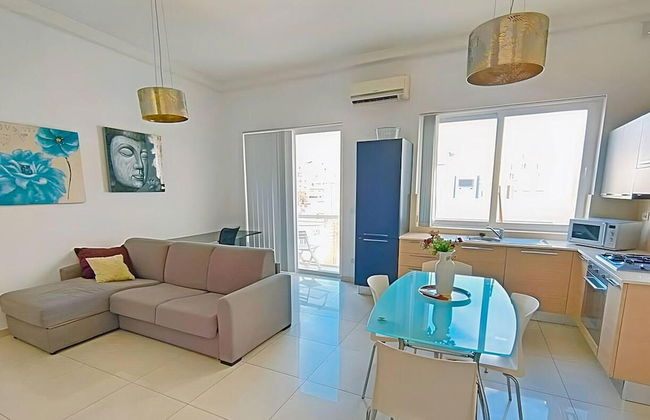 Remarkable 2-bed Apartment in St Julians - Foto 10