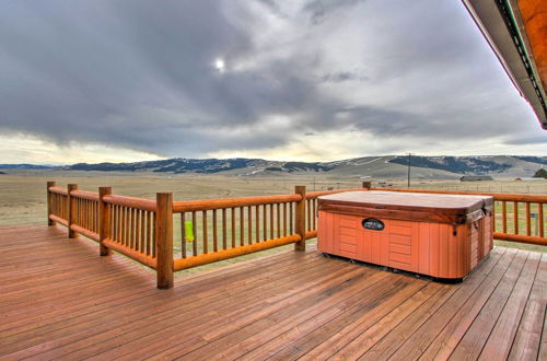 Foto 8 - Stunning Mountain-view Ranch on 132 Acres