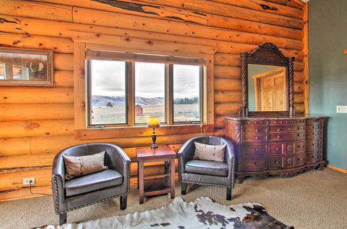 Foto 16 - Stunning Mountain-view Ranch on 132 Acres