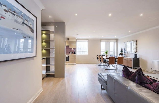 Beautiful 3-bed in the Heart of London With Parking-hosted by Sweetstay - Foto 20