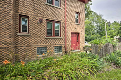 Photo 10 - Chic Milwaukee Apartment in Hip Neighborhood