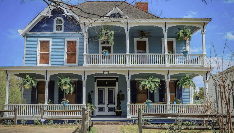 Photo 1 - Vicksburg Home w/3 Porches, Walk to Downtown