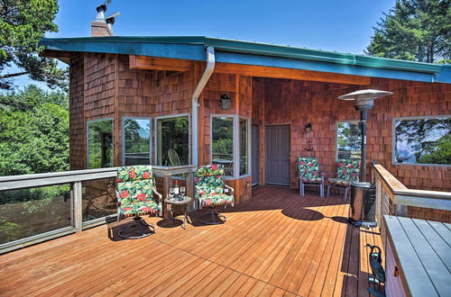 Photo 23 - South Beach Home w/ Hot Tub, Deck - Walk to Ocean