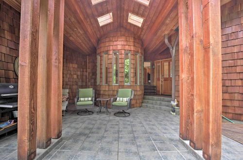 Photo 12 - South Beach Home w/ Hot Tub, Deck - Walk to Ocean