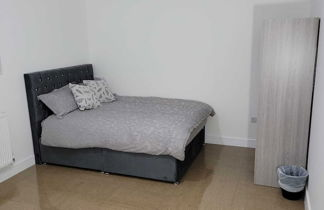 Photo 3 - Stunning 2-bed Apartment in Manchester Built 2023