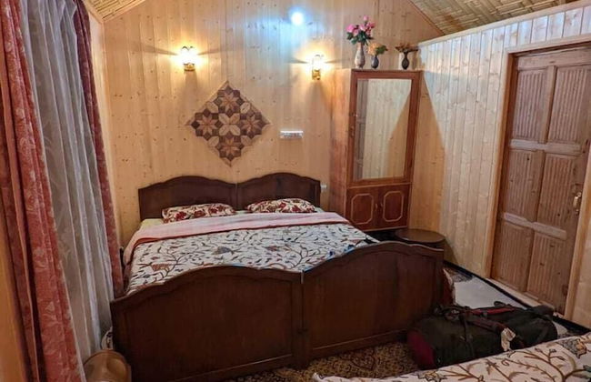 Golden Hopes Group of Houseboats - Photo 5
