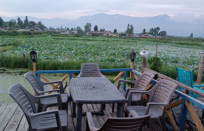 Golden Hopes Group of Houseboats - Photo 18