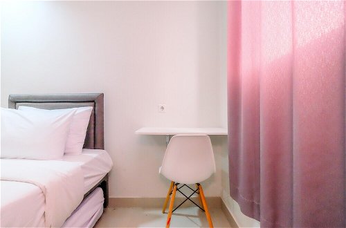 Photo 6 - Nice And Comfortable Studio Evenciio Margonda Apartment