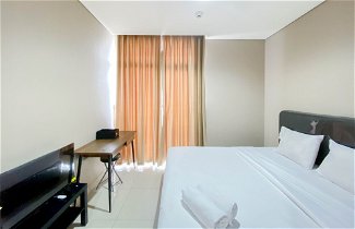 Foto 3 - Cozy And Minimalist Studio Room Ciputra International Apartment