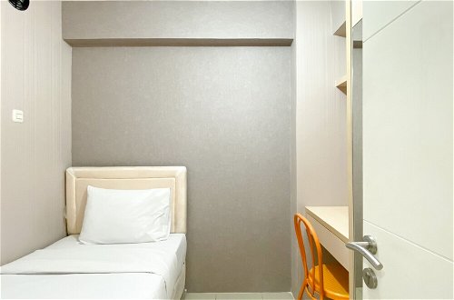 Photo 2 - Great Deal And Comfy 2Br At Bassura City Apartment