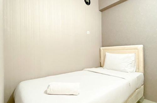 Foto 7 - Great Deal And Comfy 2Br At Bassura City Apartment