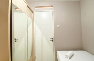 Photo 3 - Great Deal And Comfy 2Br At Bassura City Apartment