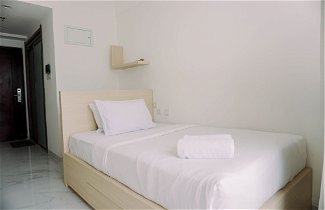 Foto 2 - Cozy And Best Choice Studio Sky House Bsd Apartment