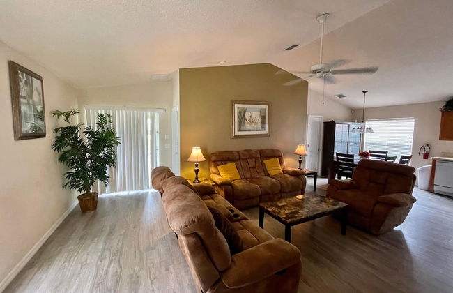 Four Bedroom Pool Home -- 289 EP -- Vusa Four Bedroom Pool Home - Foto 38