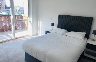 Foto 1 - Lovely 1-bedroom With Private Balcony Near Barking
