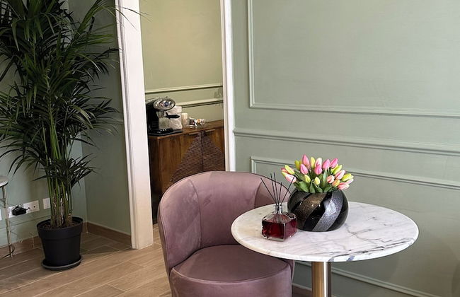 NLM Boutique Suites - Photo 28