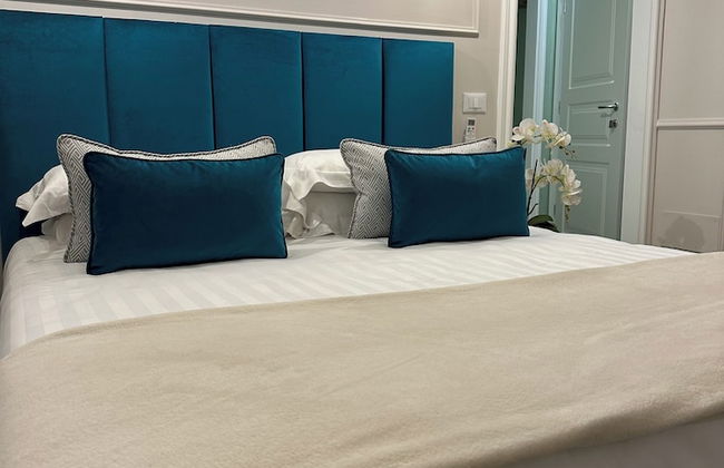 NLM Boutique Suites - Photo 4