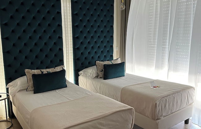 NLM Boutique Suites - Photo 23